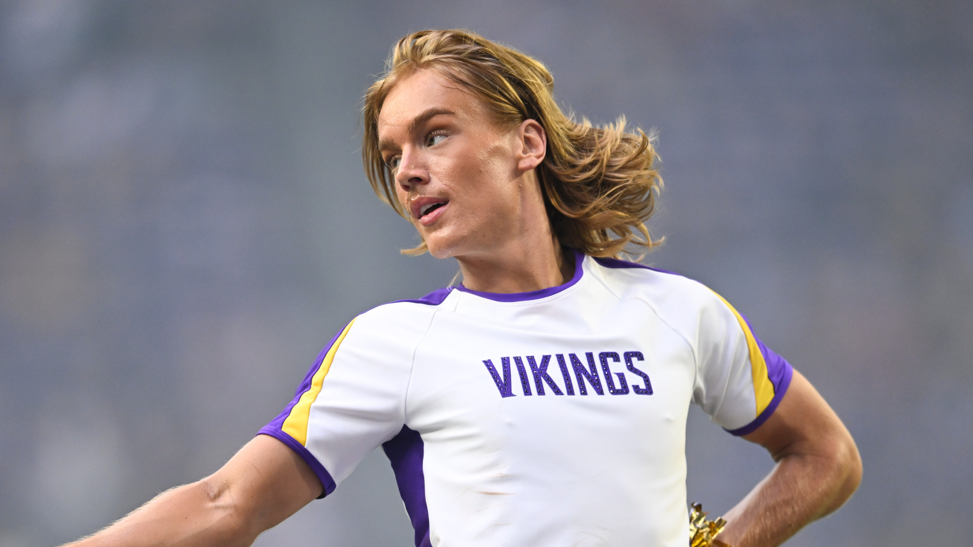 Male NFL Cheerleaders Rally Behind Vikings Squad Amid Criticism